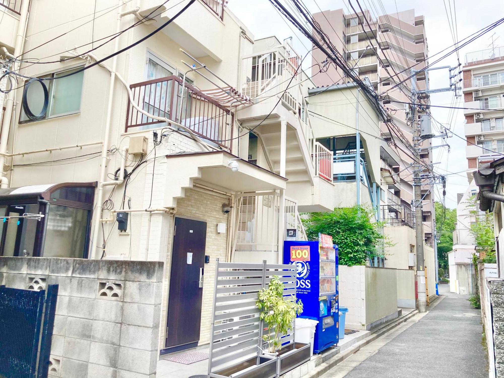 Kosumosu Hotell Tokyo prefektur Exteriör bild