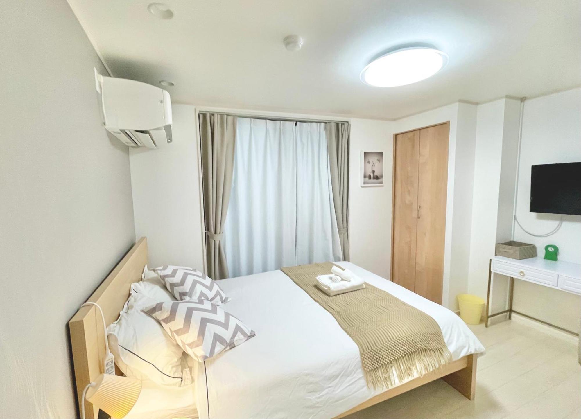 Kosumosu Hotell Tokyo prefektur Exteriör bild
